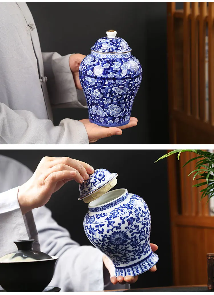 Description Picture 5 of itemGold-plated Ceramic Storage Jar Blue and White Porcelain Tea Jar Vintage Porcelain Storage Container Sealed Pot Art Decoration