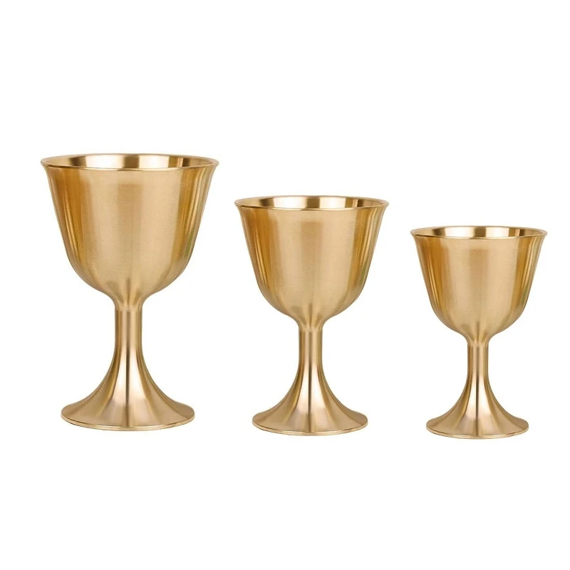 

European Cocktail Glass Glass Brass Goblet Red Wine Glass Material for Bar KTV Use