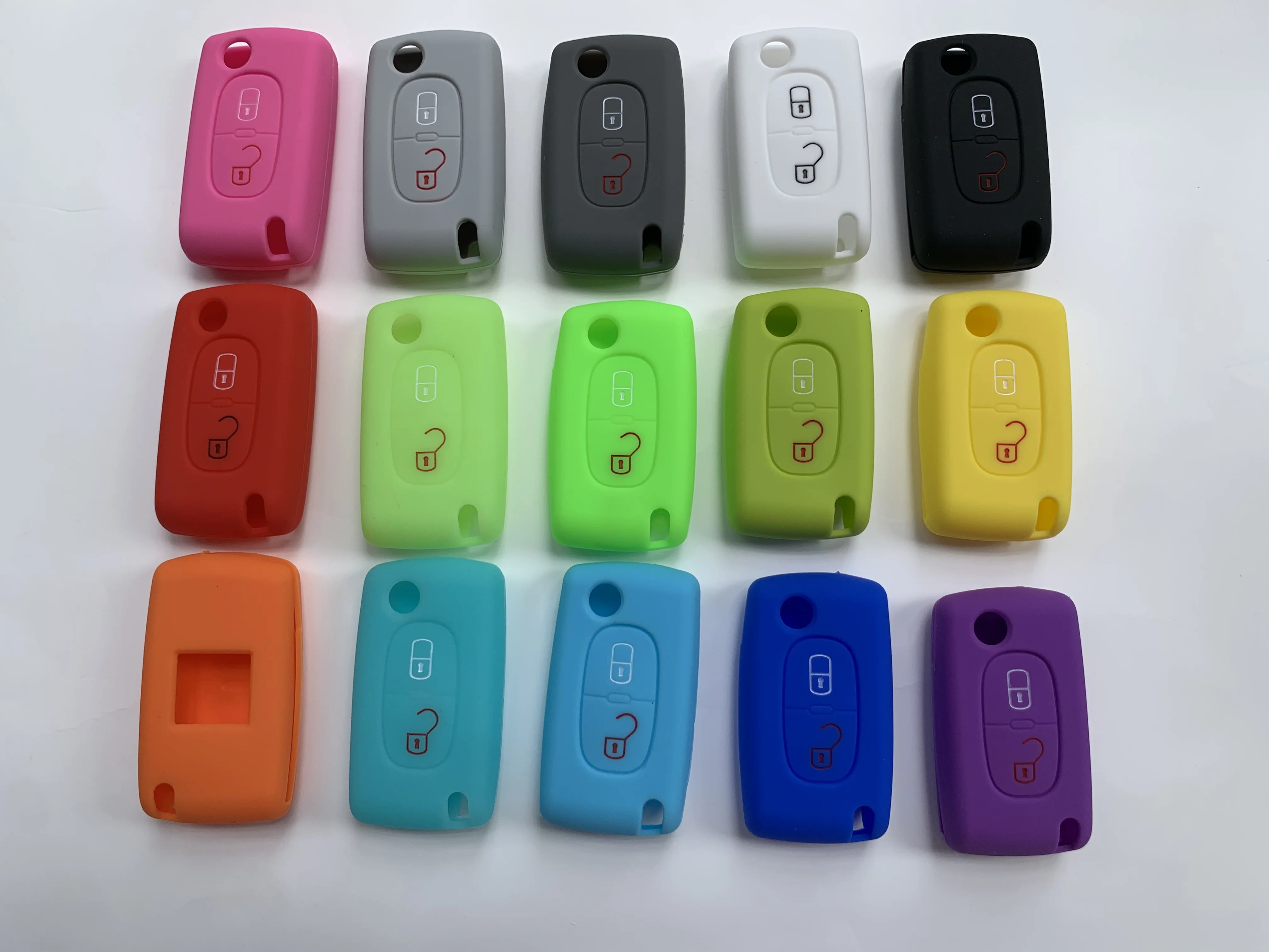 Silicone Car Key Fob Cover Case For Peugeot 206 208 207 3008 308 RCZ 508 408 2008 407 307 2 Buttons Flip Remote Folding Shell