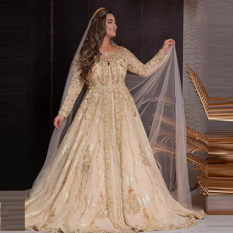 

Luxury Champagne Morrocan Wedding Dress Plus Size Long Sleeve Lace Kaftan Muslim Country Wedding Gowns With Beaded Lace Bride