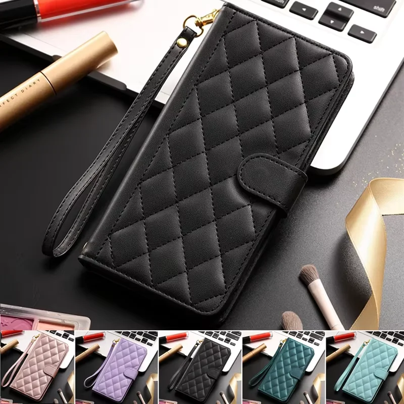 Checkered Leather Wallet Case with Lanyard - Stylish Flip Phone Cover