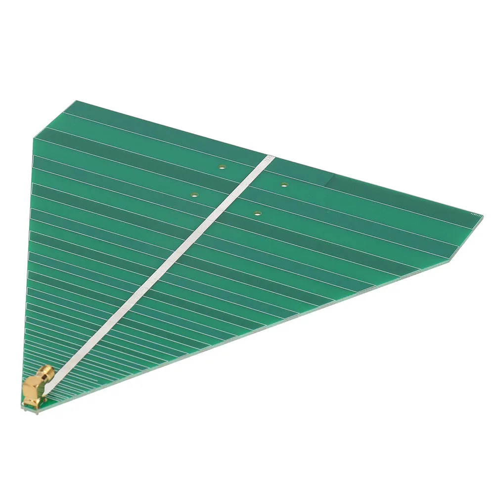

UWB Log Periodic Antenna 600 6000MHz Frequency Printed Circuit Board Material Longer Operation 6 7dB Antenna Gain