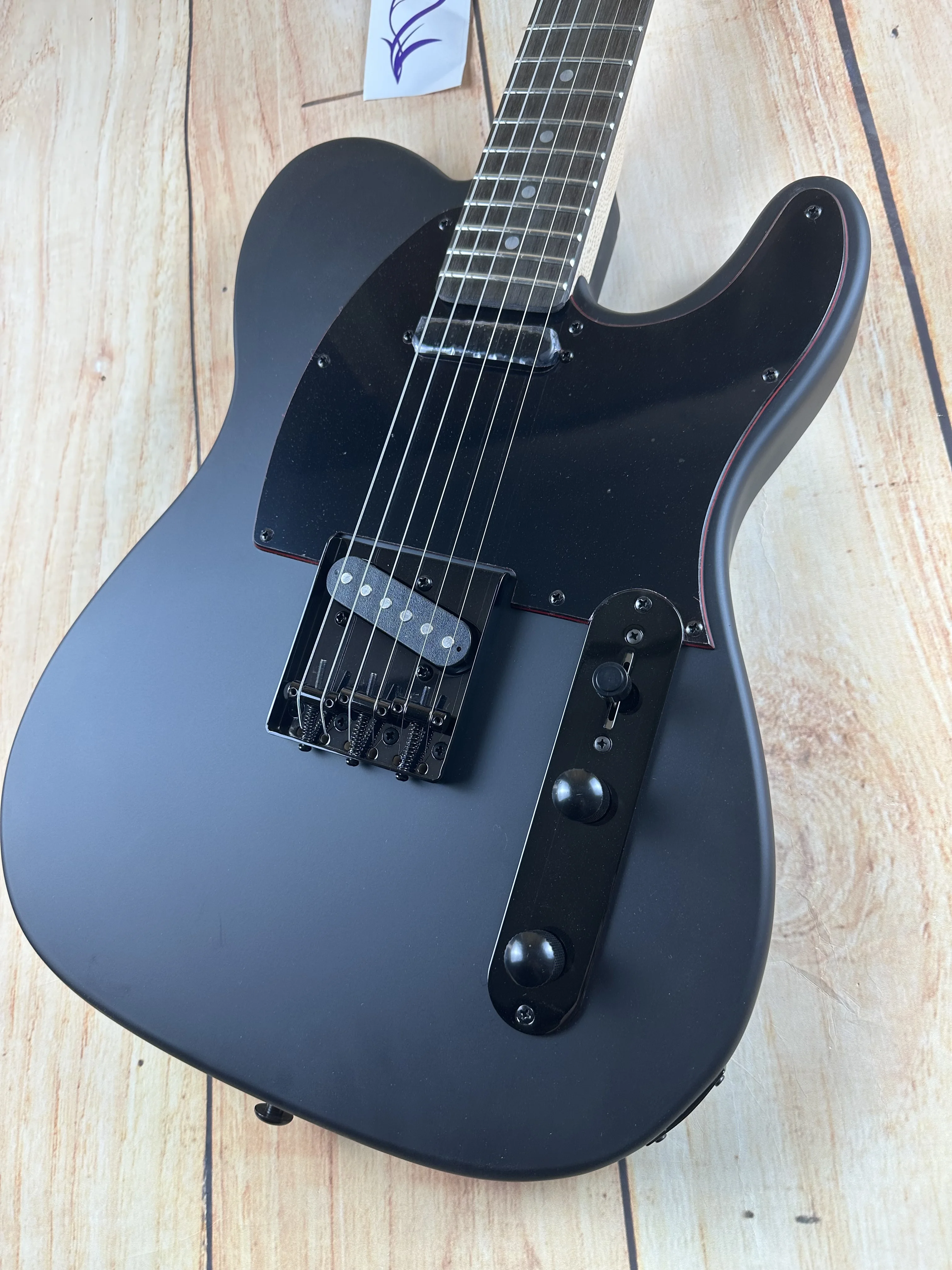 Telecast Electric Guitar imported paint red and red body edging imported alder body Canadian maple neck