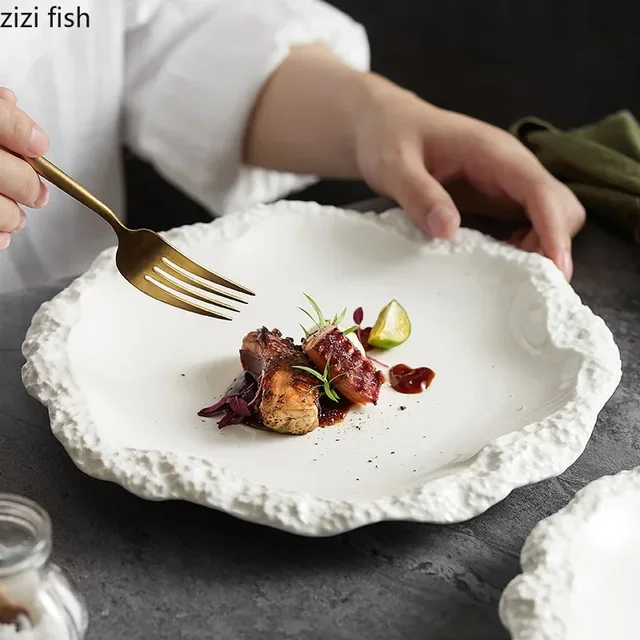 Stoviglie semplici in tinta unita piatto da bistecca in ceramica per Pasta piatto da pranzo cucina creativa vassoio da portata di forma irregolare piatti da cucina 3