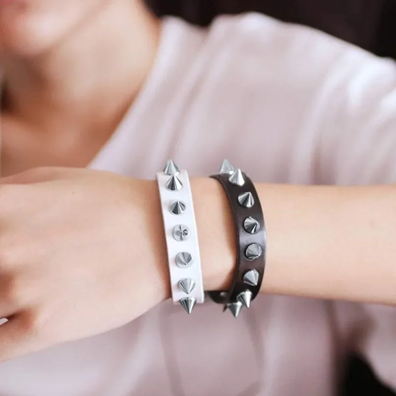 Description Picture 6 of itemRound Cone Spikes Metal Tree Spike Screwback Studs DIY Handcraft Punk Garment Rivets Decoration for Clothes Shoes Accessories