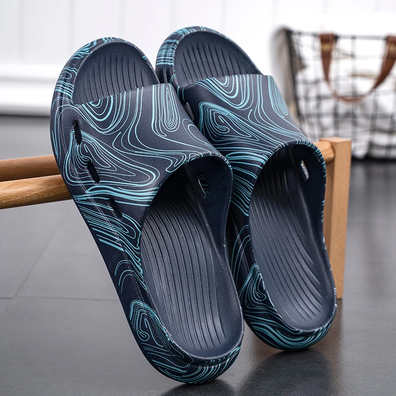 Men Shoes Summer Holiday Beach Slippers 2023 New Casual Home Cloud