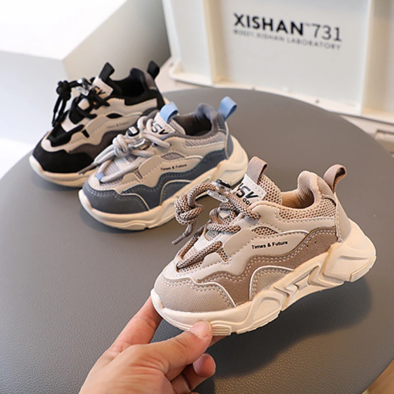 Mesh Breathable Kids Sneakers for School and Sports