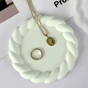 Oval Storage Tray Mold 1