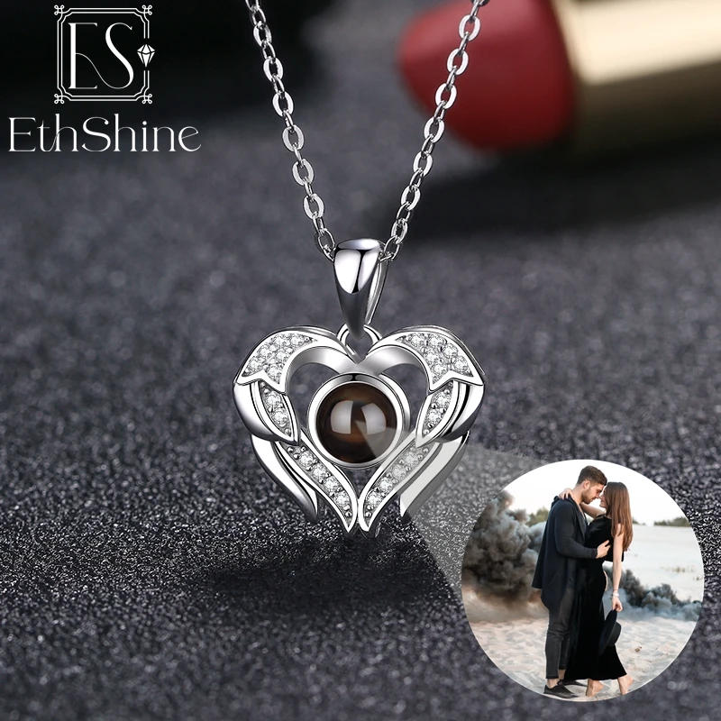 Customized Avatar Round Projection Necklace Simple Photo Projection  Necklace Jewelry for Women Custom Photo Gift for Wife's Birthday - Etsy | Sterling  silver necklace simple, Great gifts for wife, Photo necklace