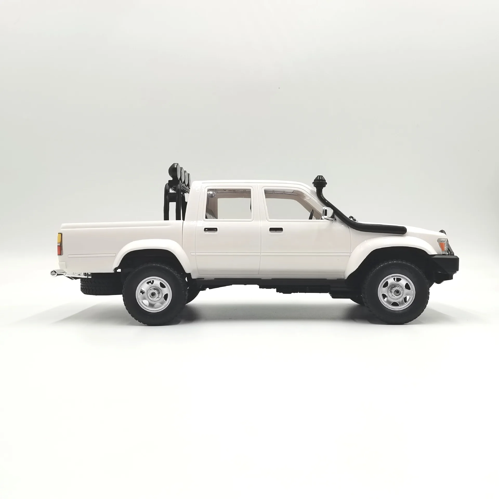 Wpl D62/D64 Rc Car 1/16 Pickup Truck 4x4 Climbing Off-Road Car Shift Gears At High And Low Speeds Differential Model Toy 3