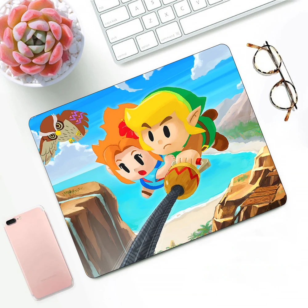 Z-zeldas of Legends Gaming Mouse Pad XS Small Mousepad For PC Gamer Desktop Decoration Office Mouse Mat Deskmat Rug