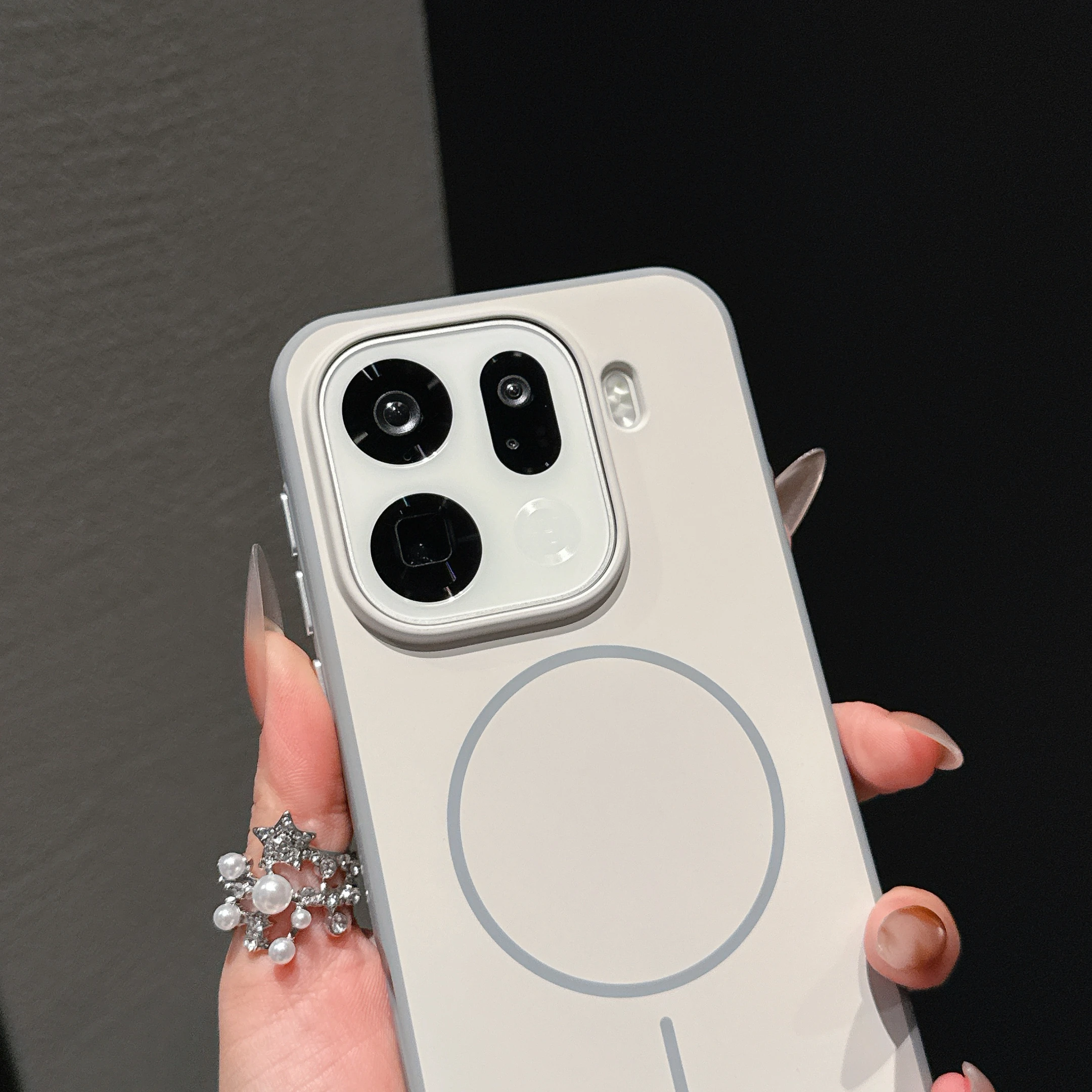 Magnetic Attraction Contrasting Color Phone Case with Metal Independent Buttons - Matte Skin Hard Cover