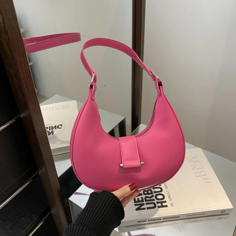 New Arrival Crescent Shaped Handbag for Women High Class Versatile Shoulder Armpit Bag for Fashion Casual Office