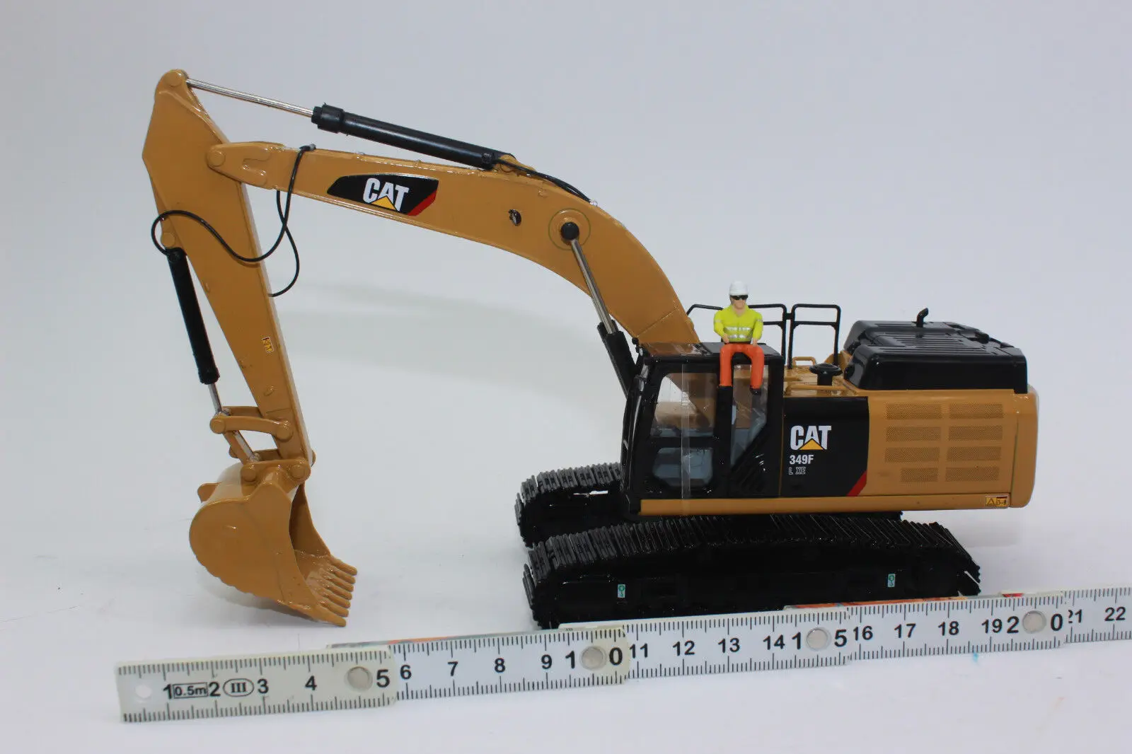 1:50 Scale Metal Construction Vehicles Model Cat 349F XE Excavator High Line Series By Diecast Masters 85943