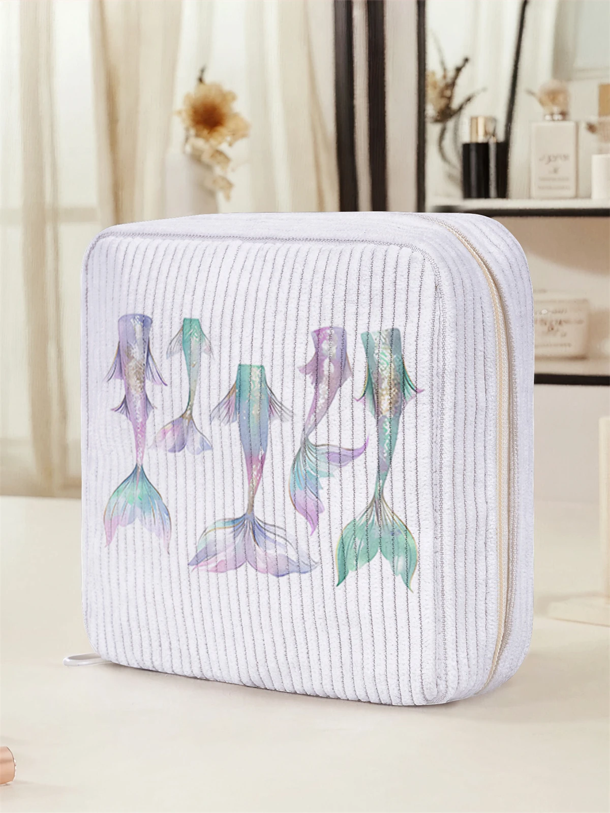 Mermaid pattern printed sanitary napkin storage bag, women's lightweight tissue bag, sanitary tissue bag