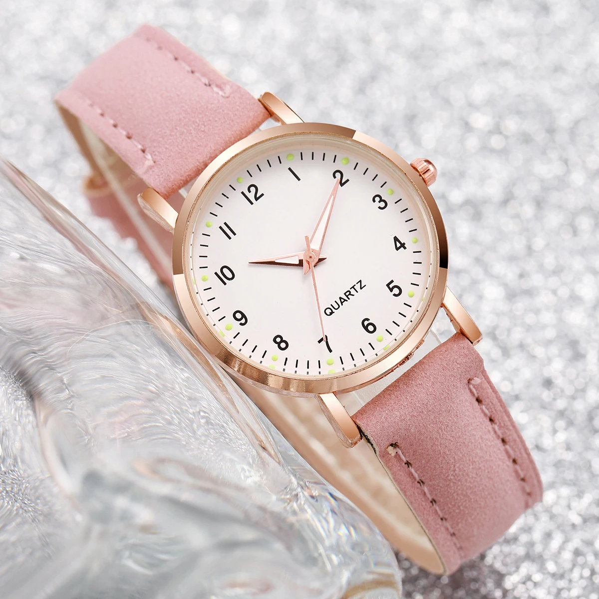 4PCS/Set Fashion Women's Watch Casual Leather Strap Versatile Round Dial Quartz Watch Set 6