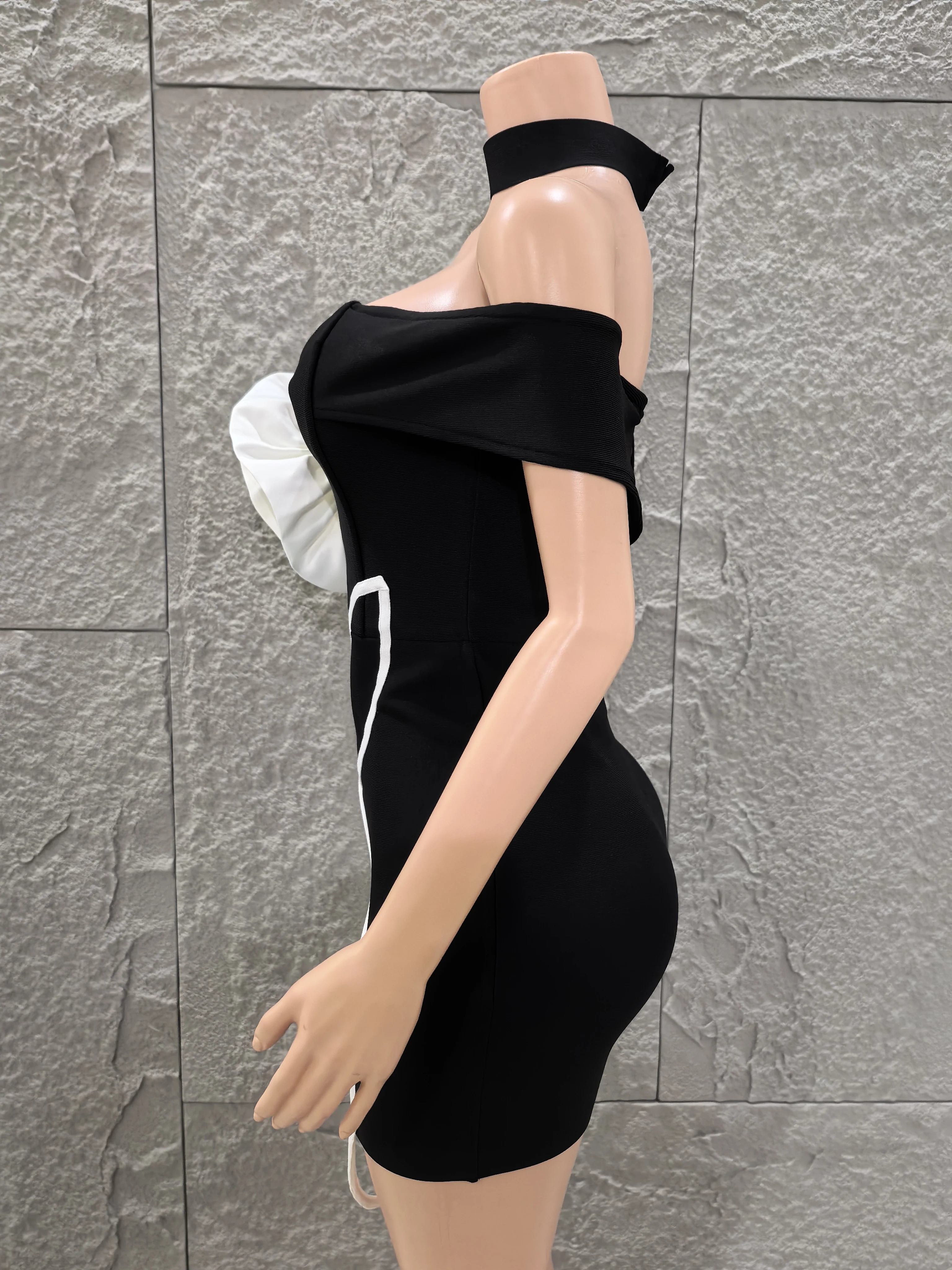 black mixed arabesque scarves long sleeve mini dress DELPHI LONG SLEEVE HOURGLASS MINI DRESS - BLACK – CHIC LE FRIQUE main image 1