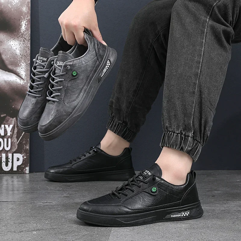 

Men's shoes 2024 new autumn versatile sports board shoes for men's casual waterproof black work and labor protection