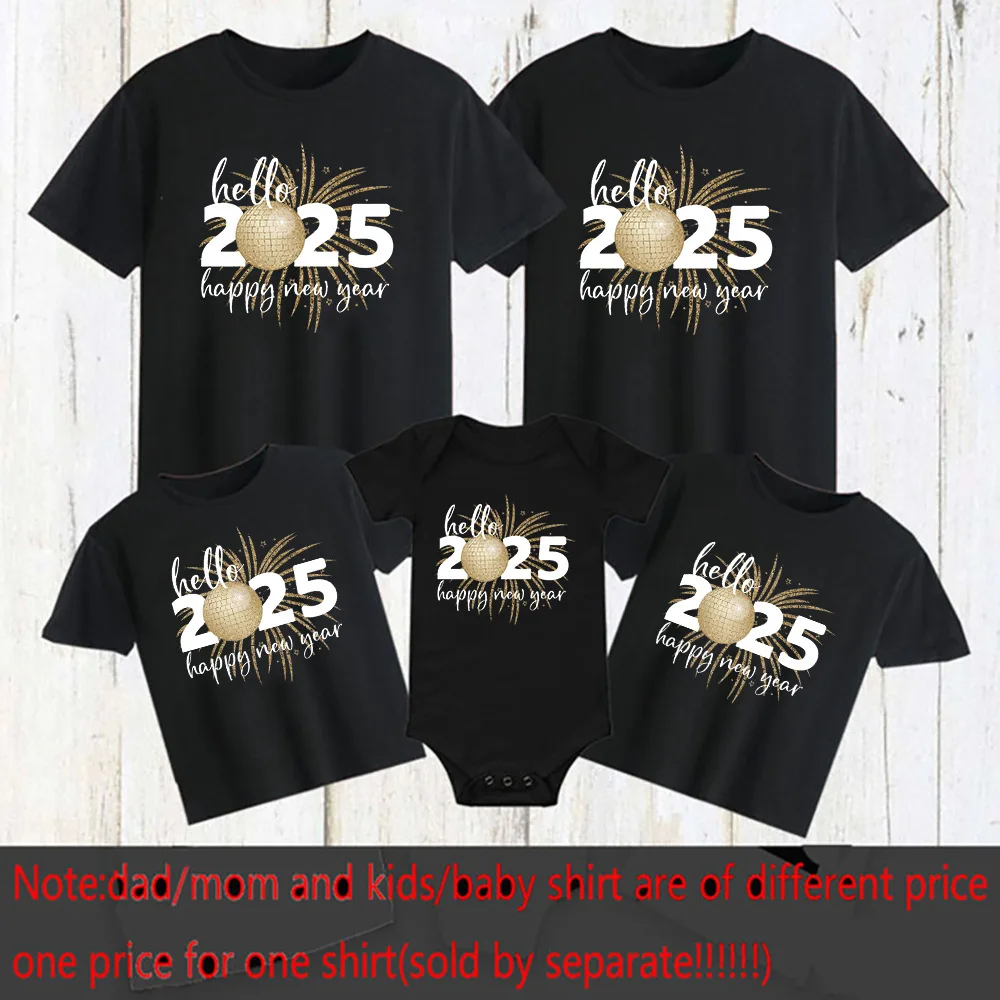 thumbnail image 1 of Hola 2025 Ropa a juego para la familia Feliz año nuevo Papá Mamá Niños Camisa Mameluco de bebé Camiseta familiar Look de fiesta navideña Atuendo Camisetas, 1 of 5