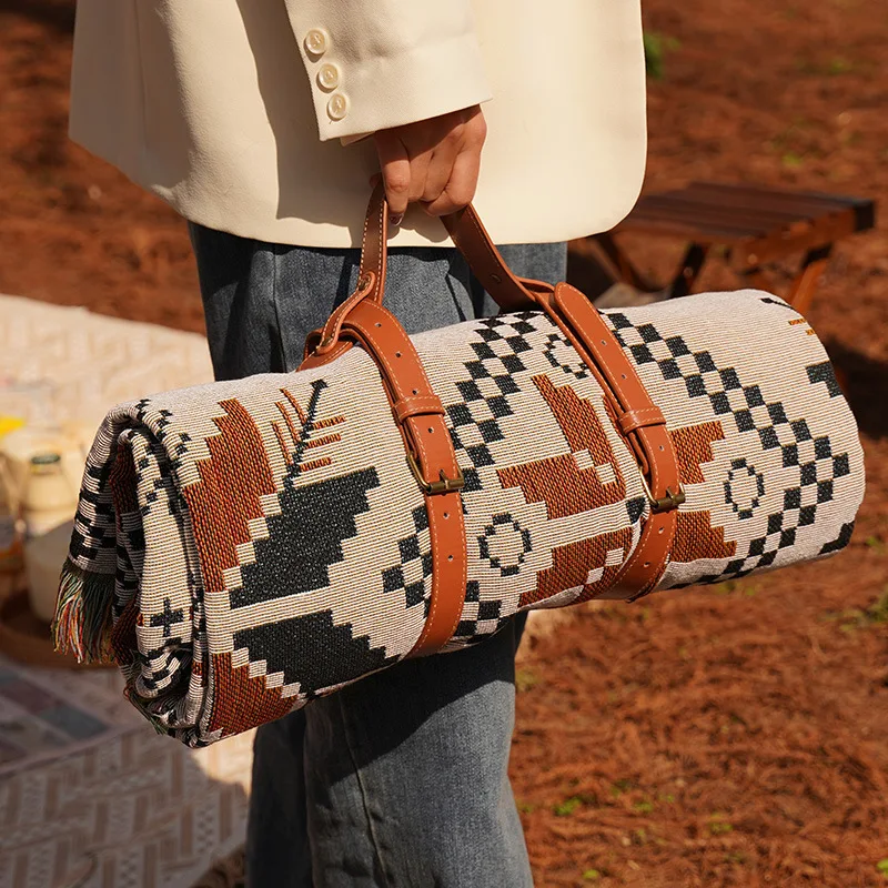 Picnic Mat Ethnic Bohemian Style Retro Blanket Camping Picnic Photo Leisure Sofa Cover Tapestry Rug Tassels
