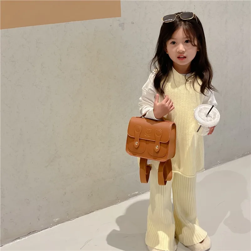 Zaino per Bambini Stile Retrò Universitario, Borsa Quadrata a Doppia Spalla in PU con Orsetto Cartone Animato per Bambini e Bambine, Borsa a Mano per il Tempo Libero - immagine 5