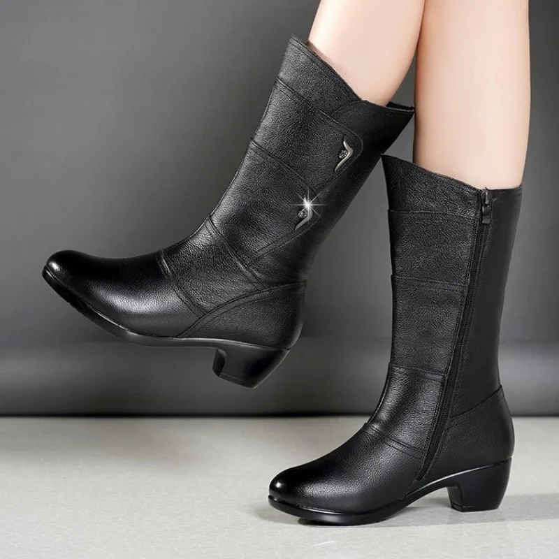 2024 New Women's Middle Boots Fashion Mid Calf Leather Boot Warm Plush Winter Boots for Women Non Slip Platform Boot Botas Mujer