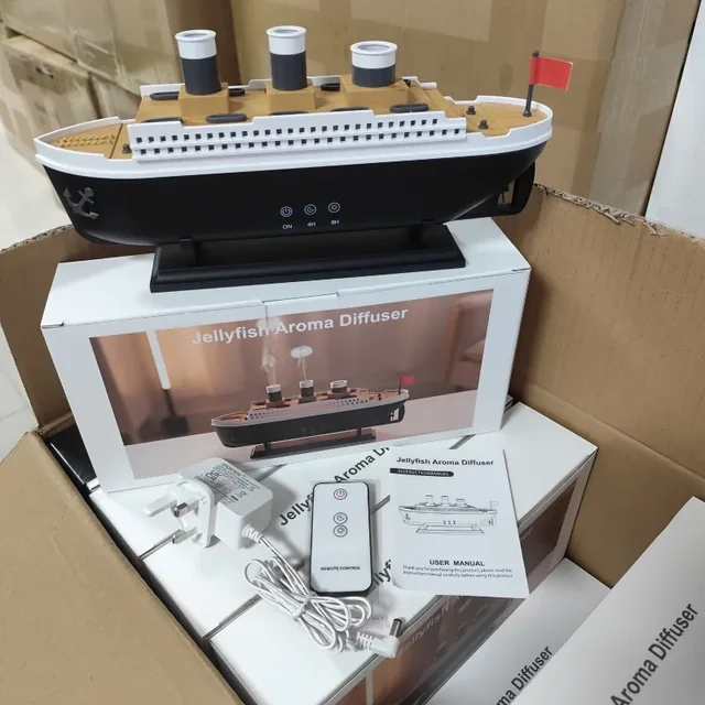 Titanic Ship Model Air Humidifier 250ml Electric Essential Oil Diffuser with Jellyfish Smoke Ring Aroma Decorative Spray Home 6