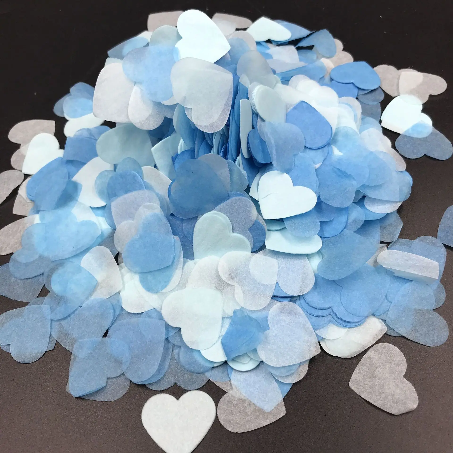 About 1200 pieces 26mm color heart confetti wedding table decoration