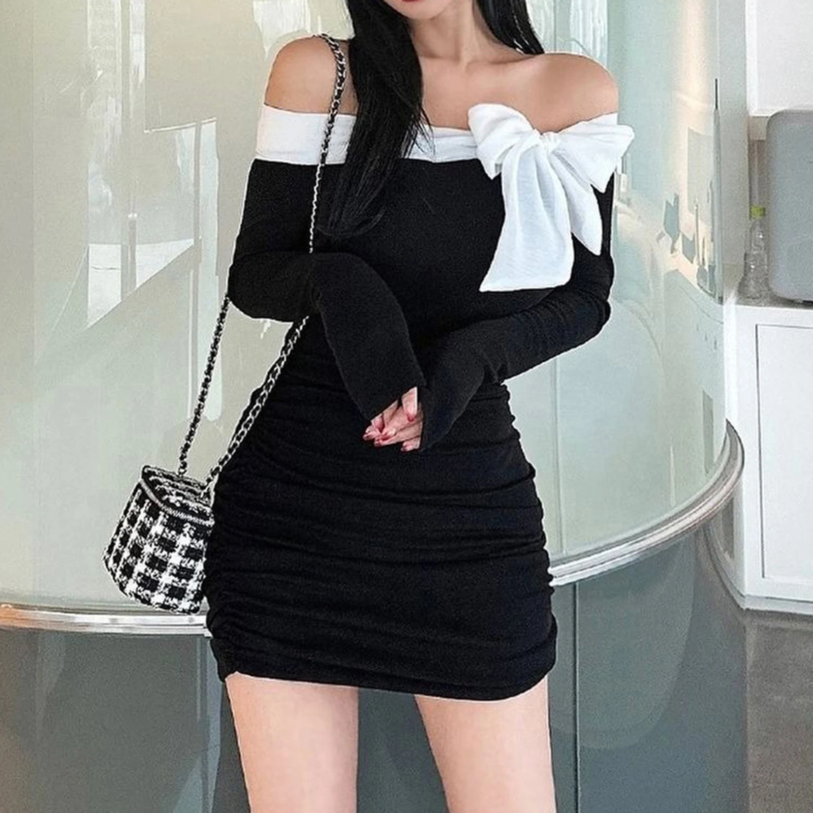 

Women Bodycon Dress Long Sleeve Off-shoulder Dress Contrast Color Tie-up Slim Fit Mini Dress for Club Party
