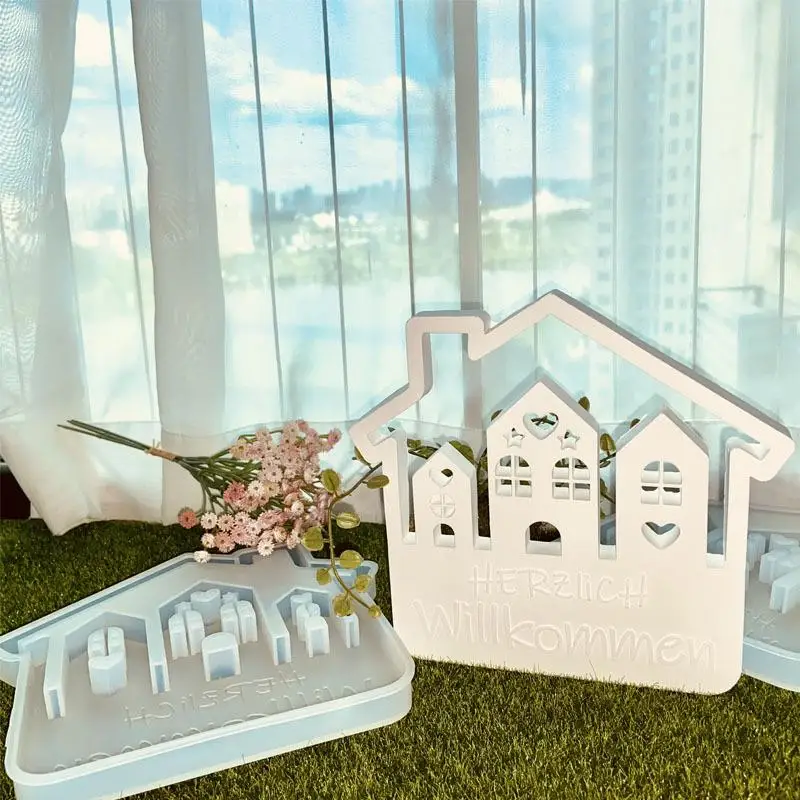 Three connected house decoration with chimney and heart, silicone mold, three connected house aromatherapy gypsum mold