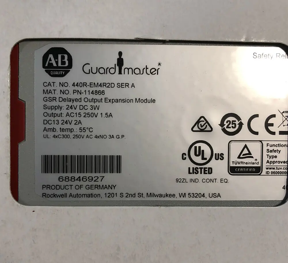 

New Allen Bradley 440R-EM4R2D Guardmaster GSR EMD Delayed Output Expansion