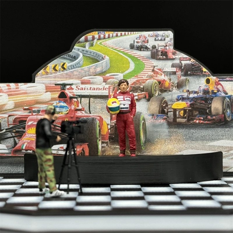 승자 포듐 차고 모델 F1 드라이버 세나 및 사진 작가 피규어, 절묘한 미니어처 디오라마 취미 컬렉션, 1/64 체중계