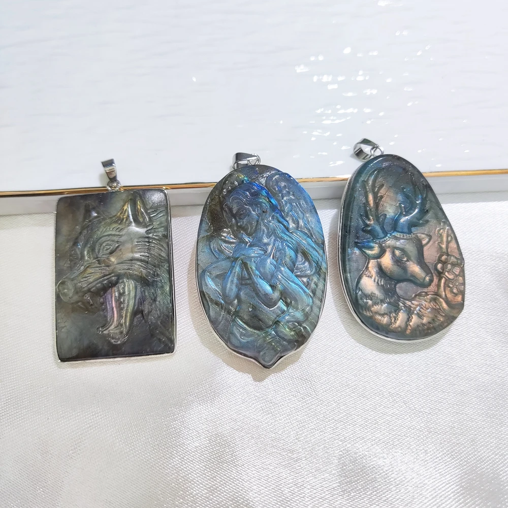 Hand carved natural crystal stone labradorite Dragon Wolf healing Pendant for necklace DIY Accessories 4