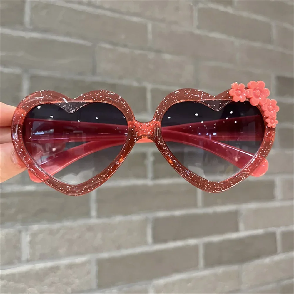 Fashion Heart-Shape Sunglasses For Kids Retro Cute Pink Cartoon Sun Glasses Frame Girls Boys Baby Children Eyewear Goggles