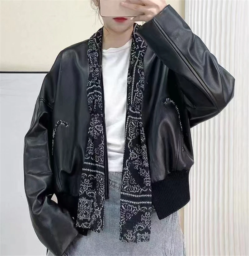 

Куртка женская короткая из натуральной овечьей кожи, с V-образным вырезом