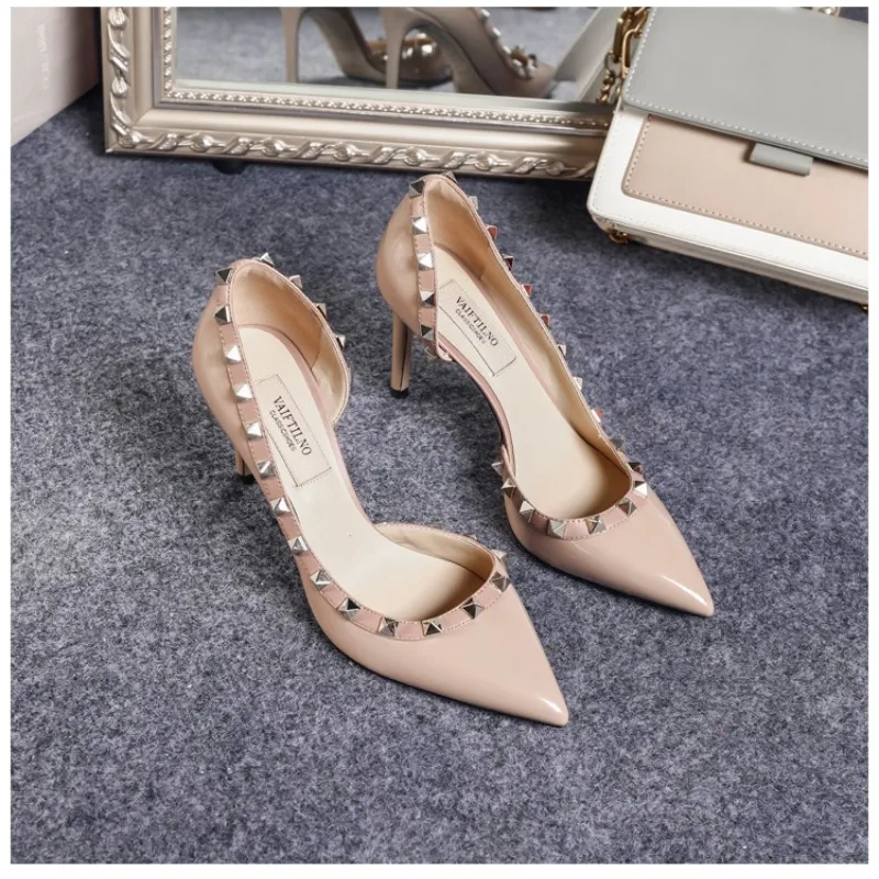 2023 Summer Lacquer Leather Riveted High Heel Shoes Design Sense Celebrity Single Shoe Thin Pumps French Pointed Sandals Female