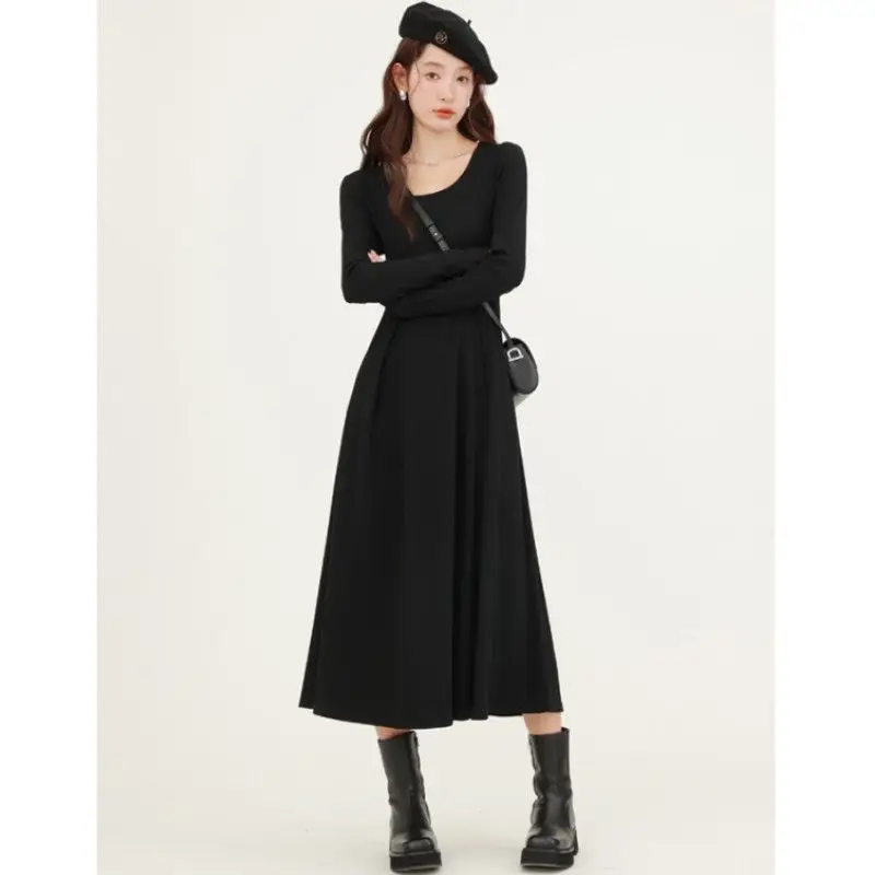 

Spring and Autumn New Women's Dress Loose Commuter Leisure Long Sleeve Slim Fit A-line Skirt