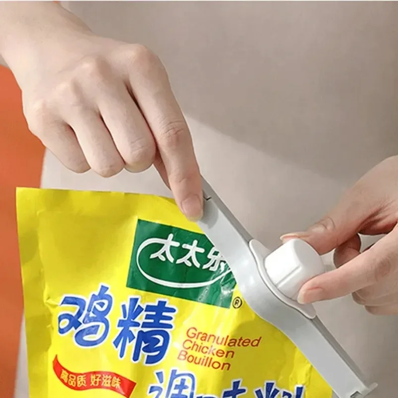 Screw Cap Sealing Clip Seasoning Bag Milk Powder Salt Bag Sealing Clip Snack Food Preservation Clip Gadget Kitchen Accessories
