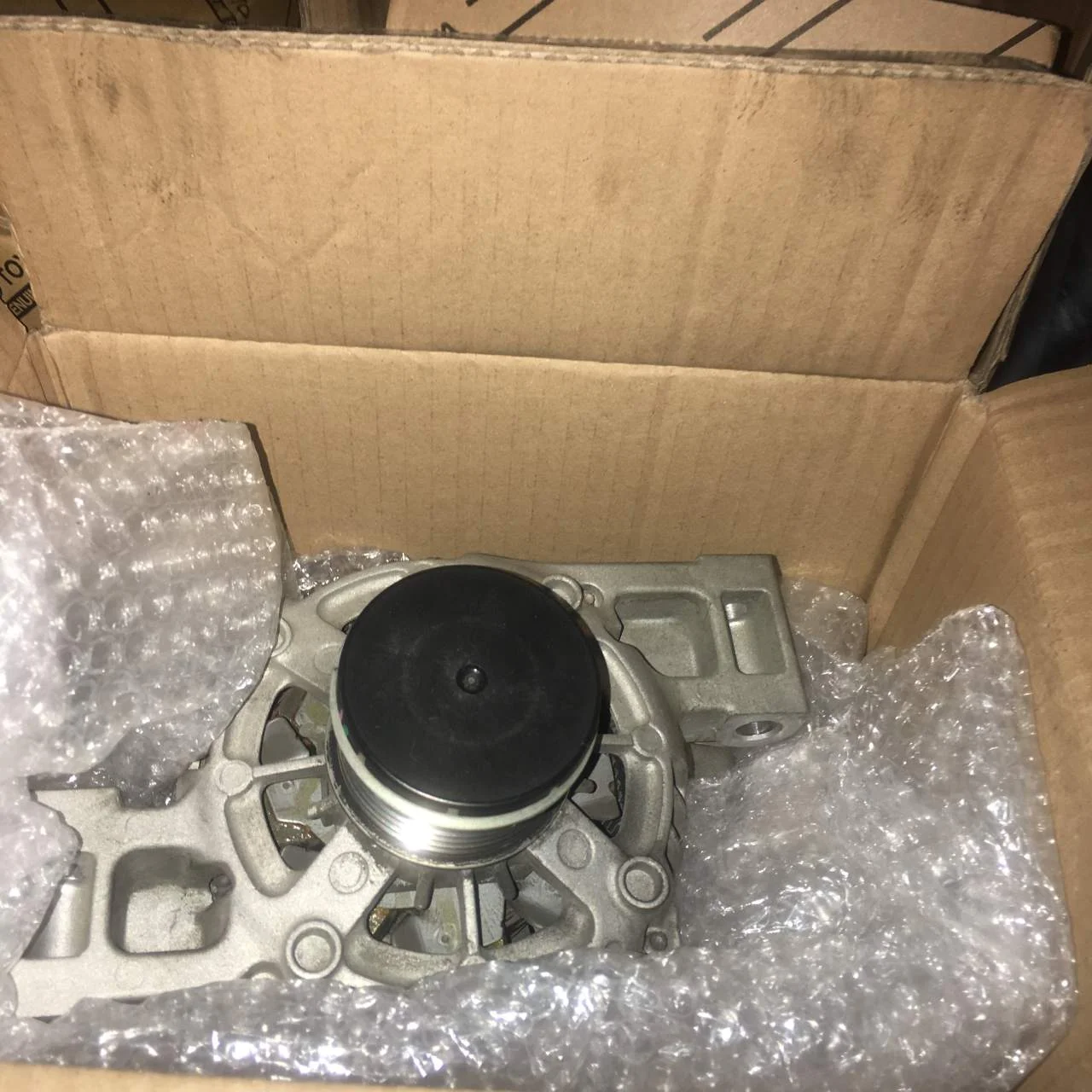 

Seat back stop button guard rear seat cushion To yo ta Ralink Hybrid Cross anchor bracket sub-assembly bushing