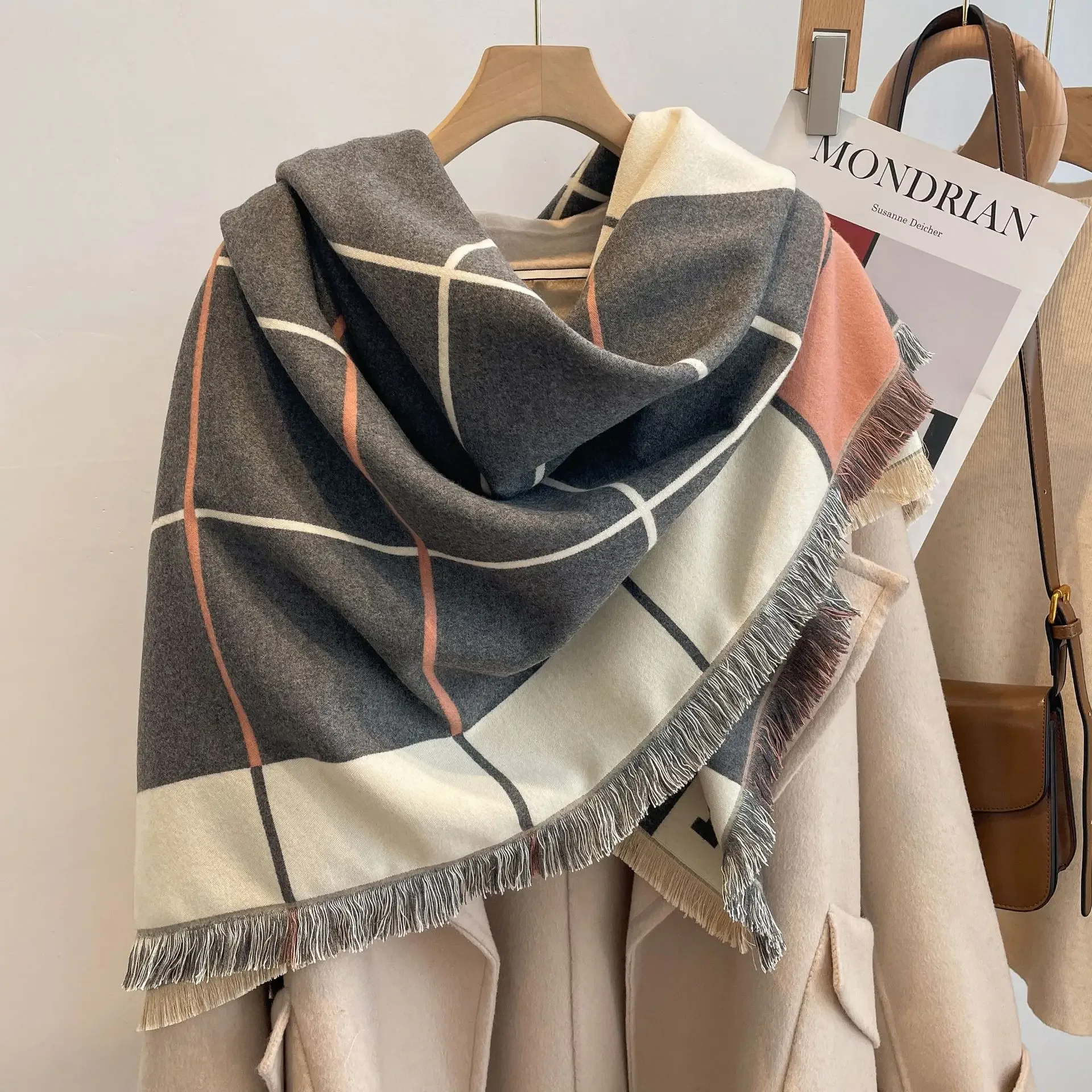 2024 Scarf Women Luxury Shawl Women Printed Letter Echarpes Warm Cashmere Foulard Bufanda Classic Surgical Scarf Plus Pashmina