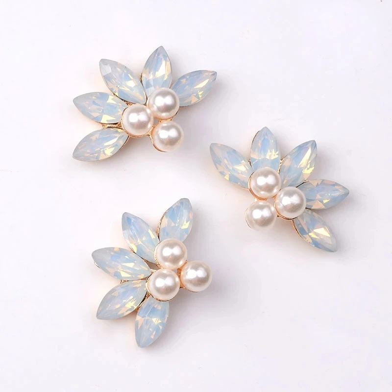 합금 꽃 다이아몬드 버튼, 진주 버튼, 크리스탈 활, DIY 웨딩 장식 액세서리, 배치 당 10 개, 21x32mm