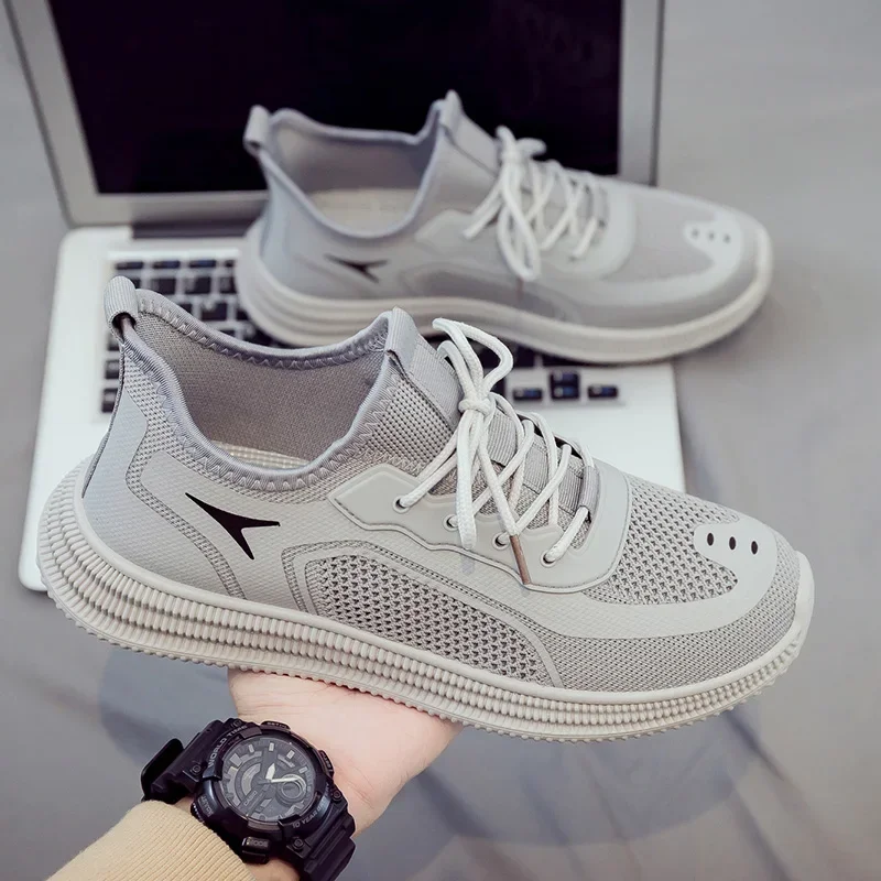 Men Casual Sport Shoes Light Sneakers White Outdoor Breathable Mesh Black Running Shoes Athletic Jogging Tennis Shoes