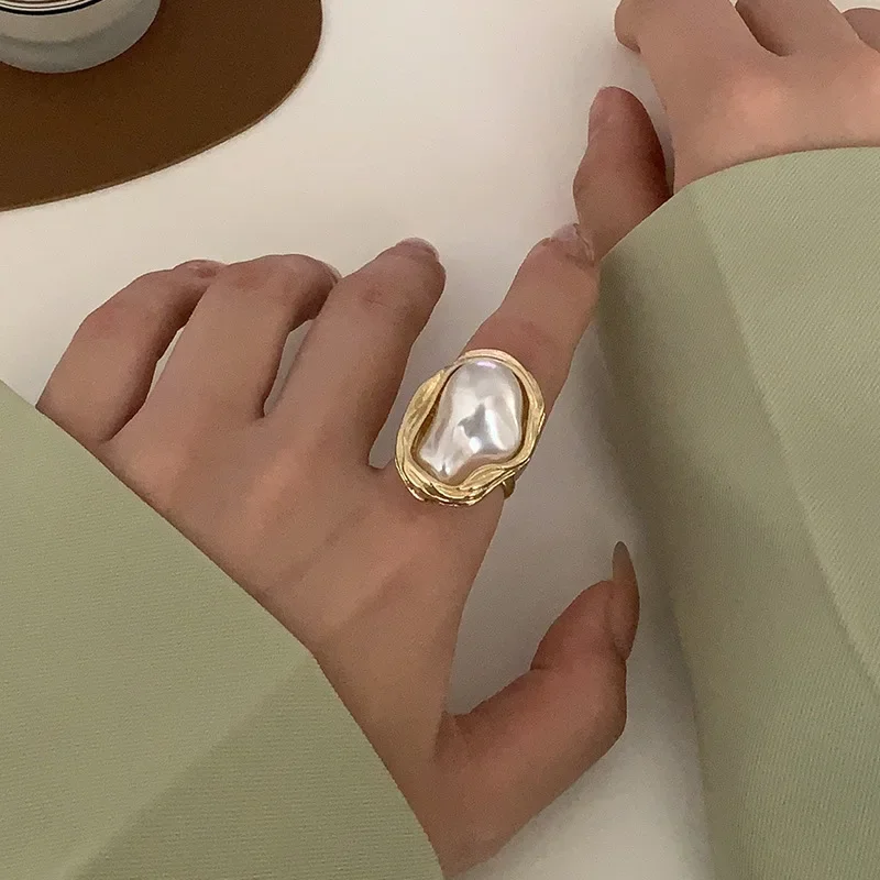 

New Design Starfish Pearl Ring Shape Gold Color Adjustable Rings For Women Korean Fashion Jewelry Party Luxury Accessory