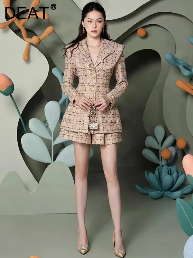 

DEAT Women Fashion 2 Pcs Set Notched Collar Patchwork Woven Fabric Shawl Button Coat Plaid Shorts Suit Spring 2024 New13DB3148