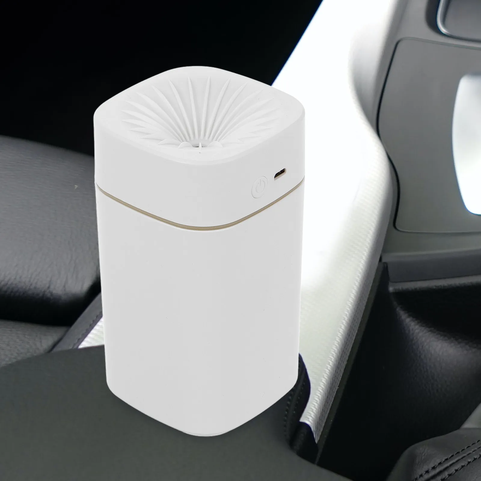 자동차 플라스틱 미니 자동 무음 가습기 데스크탑용 장시간 연속 스프레이 무소음 작동 휴대용 소형 가습기