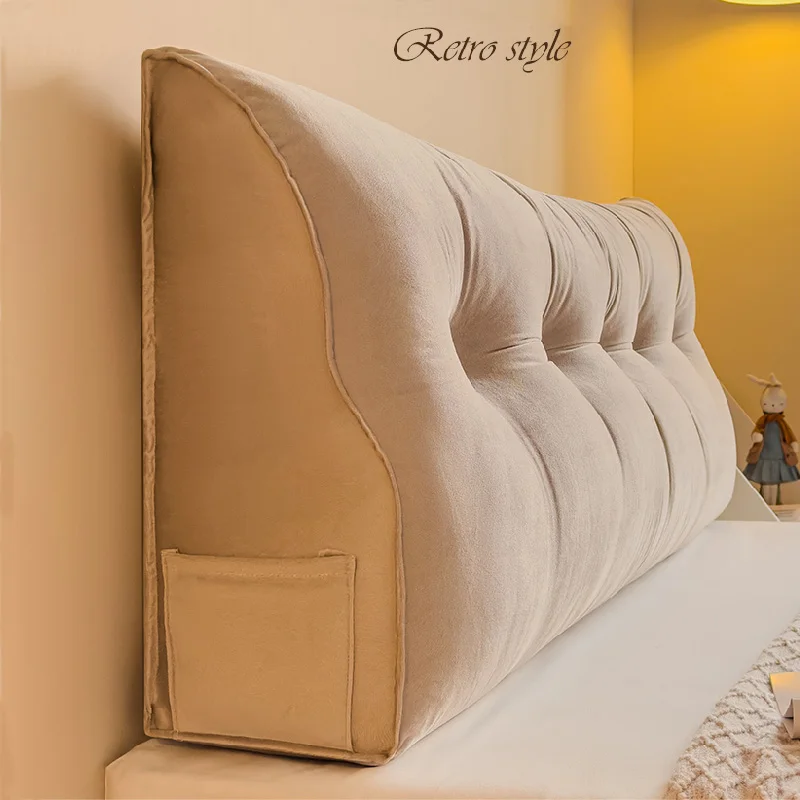 �� �Ӹ��� ���� �ﰢ�� ����, �ʷ��� �ִ� ���� ���� ����� ������ ���� ħ��, ���̺��� ������ �޽� �㸮 �� ���� �ﰢ ����� ���� ����̴������� ���� ���� ħ�� ����̰� �������� ��������� ����� ���� ��