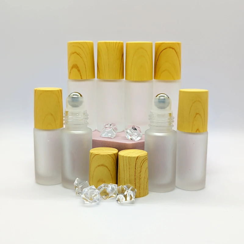 15pcs/pack 5ml Roll On Essential Oil Bottles Portable Empty Cosmetic Thick Frosted Glass Refillable Perfume Roller Bottles