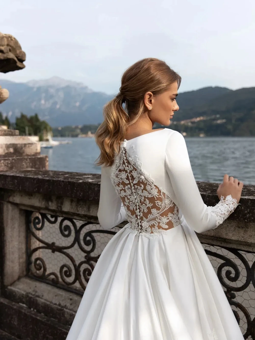 chinese dress ladies Puff Long Sleeve Illusion A Line Lace Classic Wedding Dress Inexpensive 42 main image 0