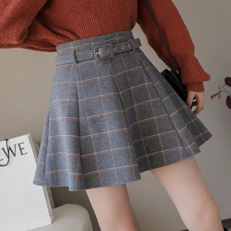 Women's Vintage Plaid Half Length Skirt Loose High Waist College Style A-line Fluffy All-match Fashion Trend Autumn Winter New