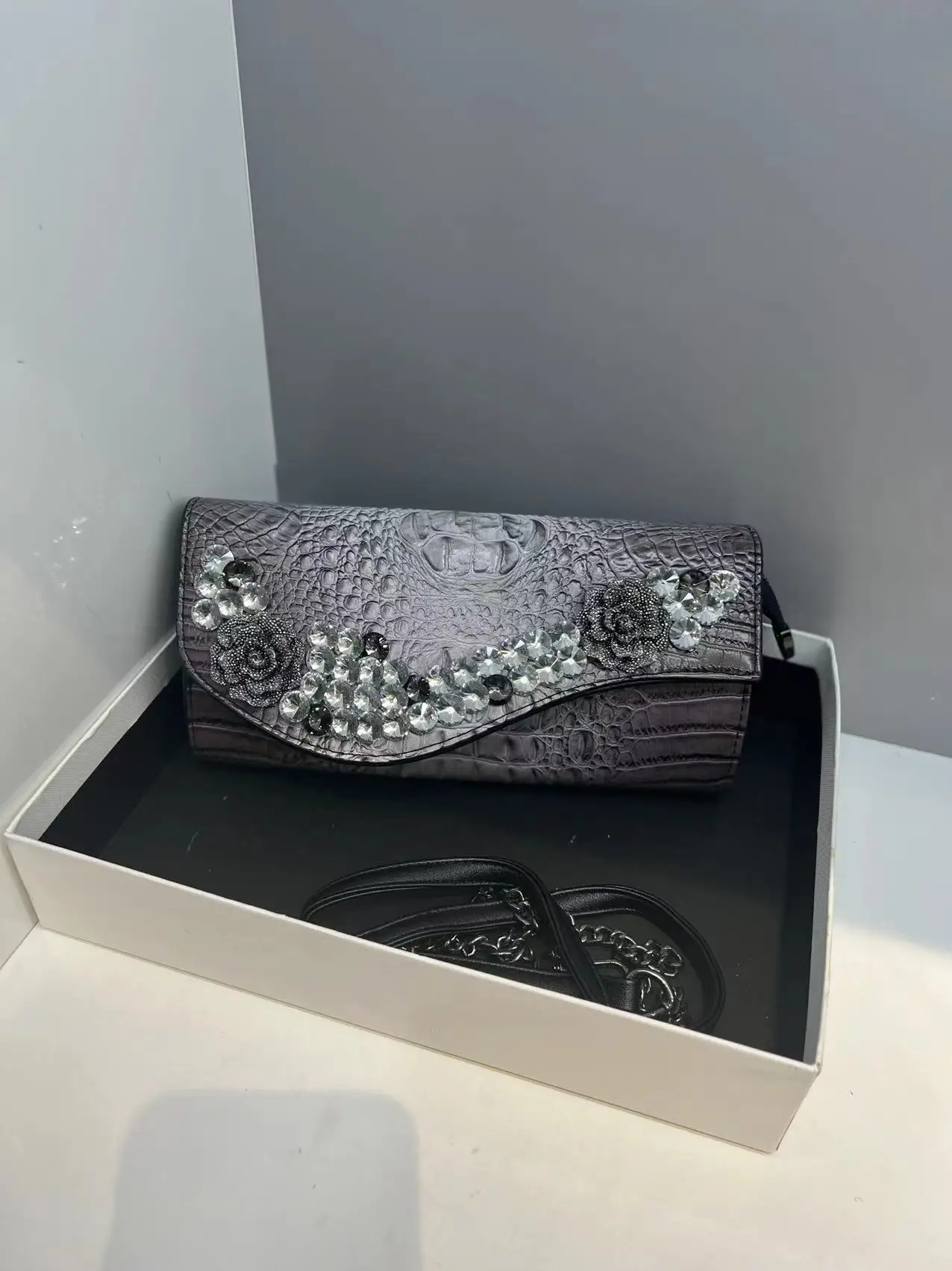 

Clutch European and American Retro 2022 New Fashion Messenger Bag All-Matching Western Style High Texture Shoulder Bag for Women